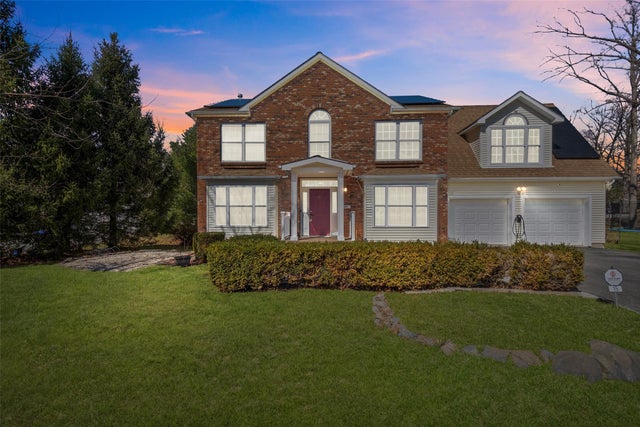 15 Bobrick Road, Poughkeepsie