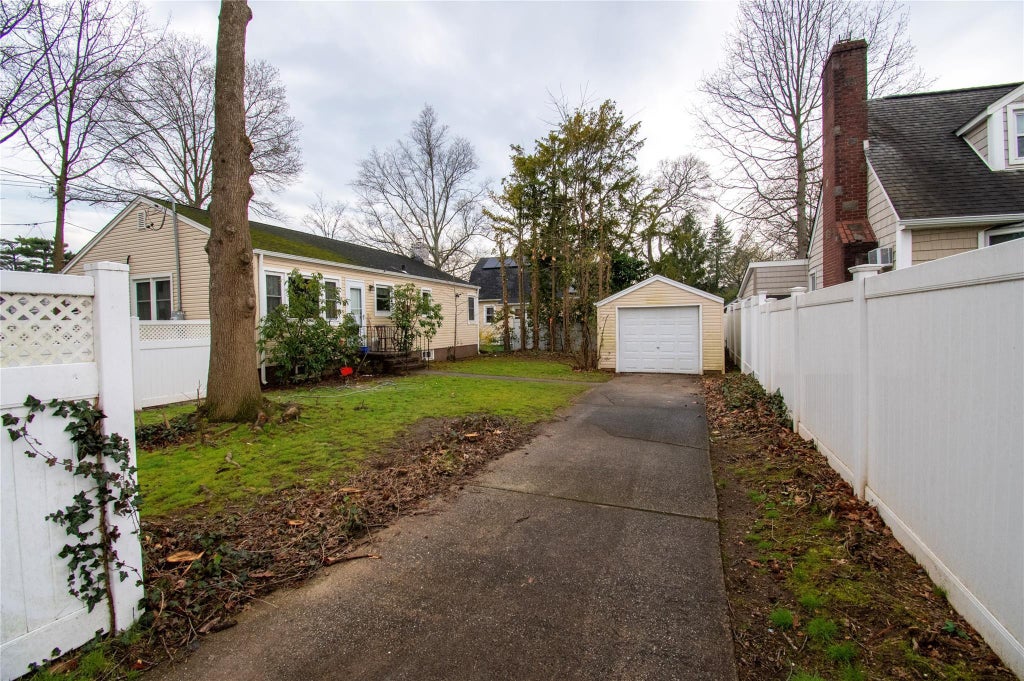 22 of 25 - 539 Grant Avenue, Baldwin, NY