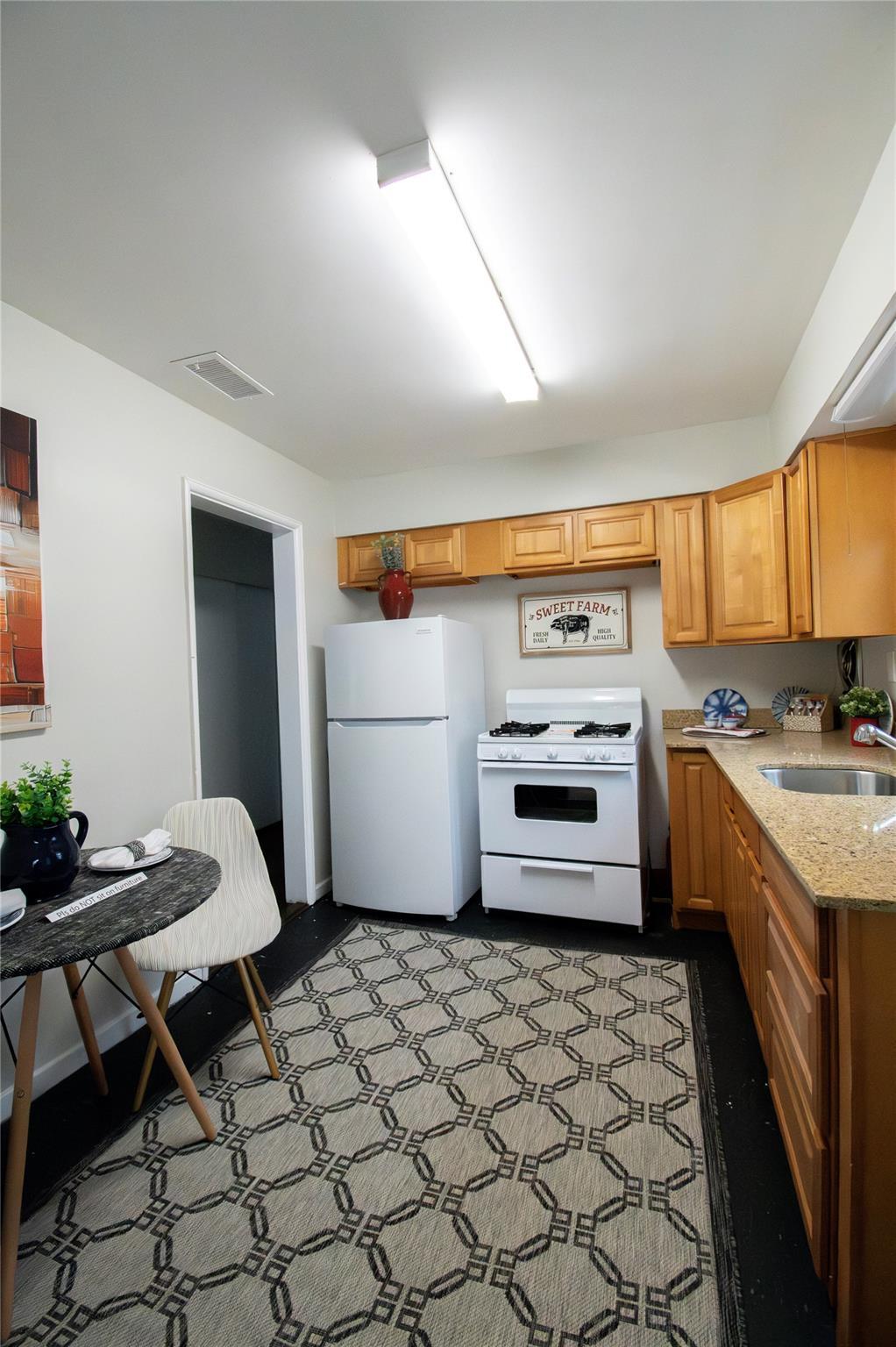 6 of 25 - 539 Grant Avenue, Baldwin, NY