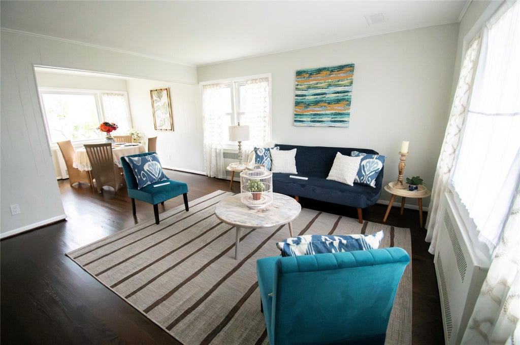 8 of 25 - 539 Grant Avenue, Baldwin, NY