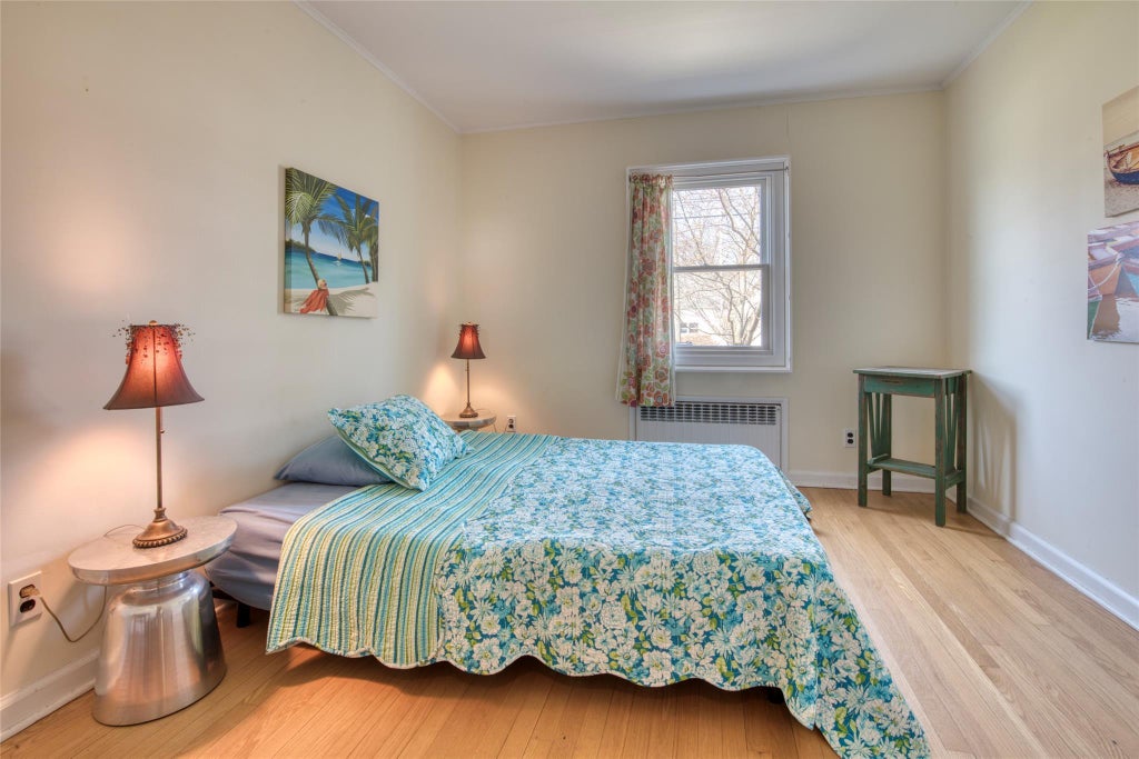 10 of 16 - 520 4th St., Greenport, NY