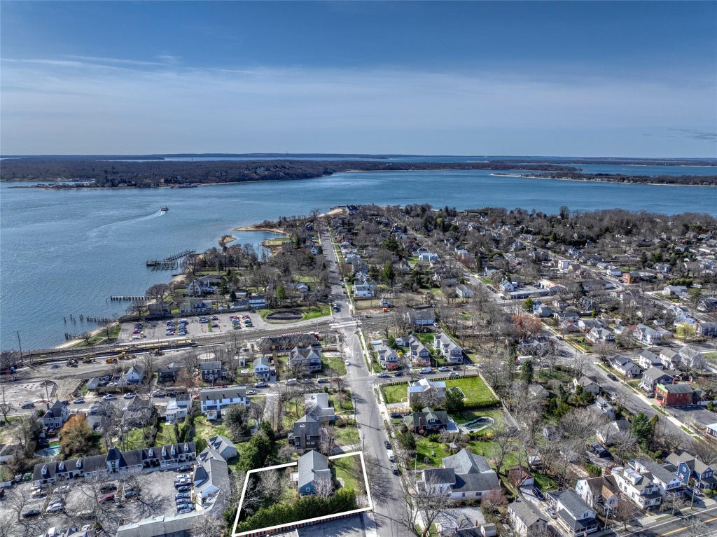 15 of 16 - 520 4th St., Greenport, NY