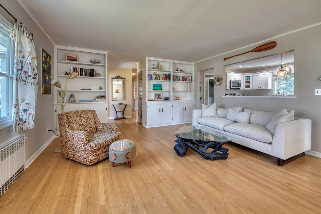 5 of 16 - 520 4th St., Greenport, NY