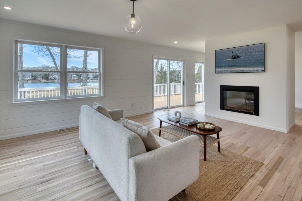 8 of 24 - 2000 Beebe Drive, Cutchogue, NY