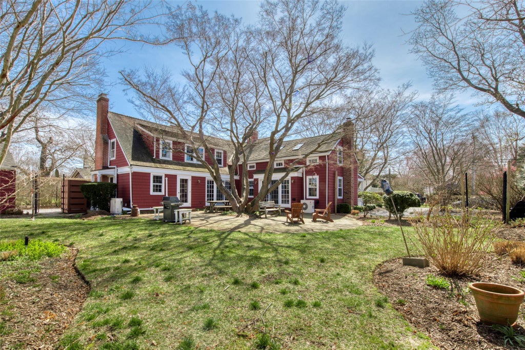 12 of 14 - 595 King St., Orient, NY