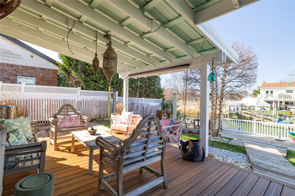 23 of 50 - 3320 Bertha Drive, Baldwin, NY