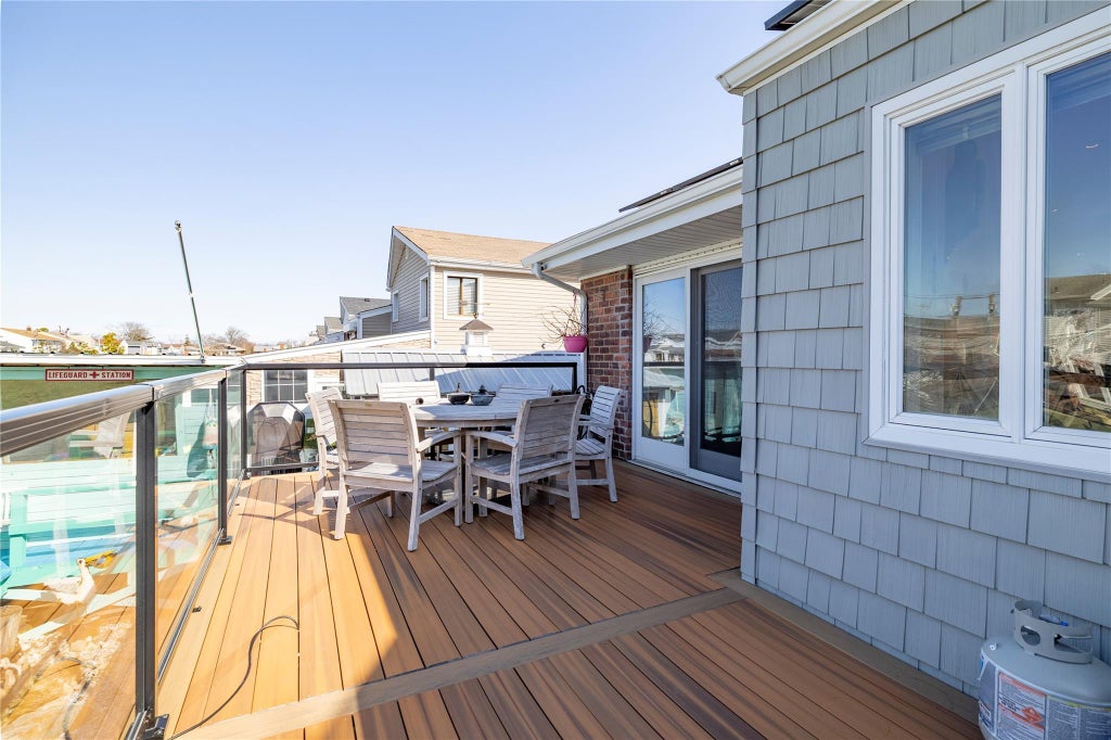 24 of 50 - 3320 Bertha Drive, Baldwin, NY