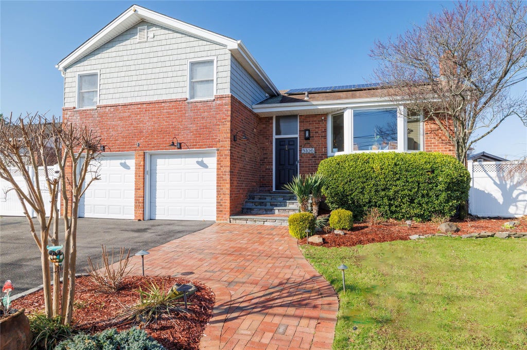 49 of 50 - 3320 Bertha Drive, Baldwin, NY