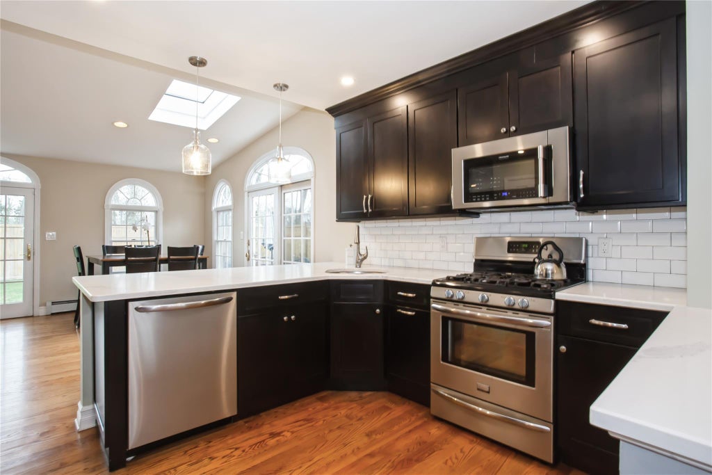 15 of 41 - 19 Gerard Avenue, Malverne, NY