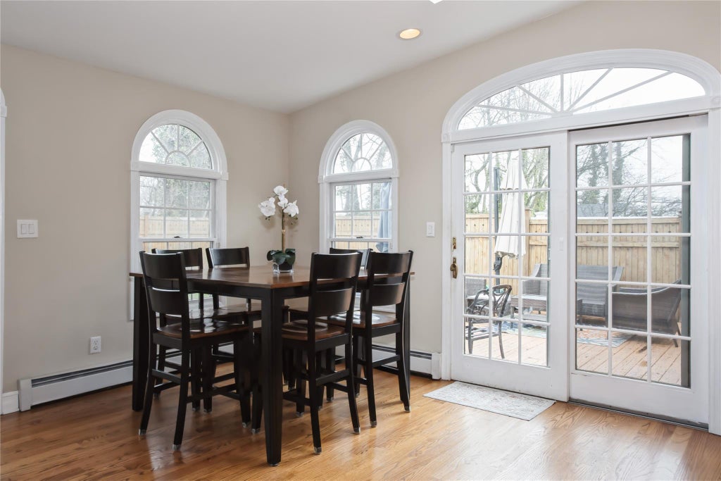 19 of 41 - 19 Gerard Avenue, Malverne, NY