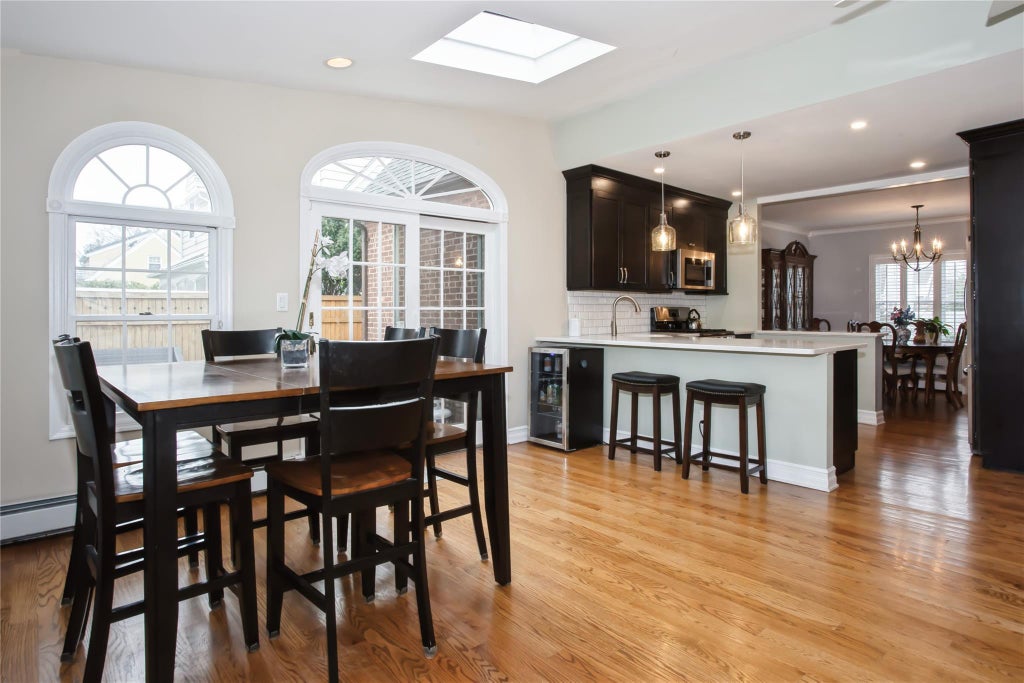 20 of 41 - 19 Gerard Avenue, Malverne, NY