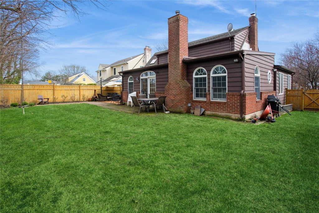 39 of 41 - 19 Gerard Avenue, Malverne, NY