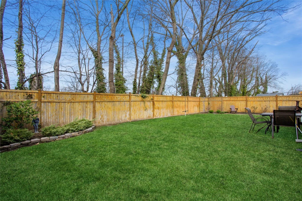 40 of 41 - 19 Gerard Avenue, Malverne, NY
