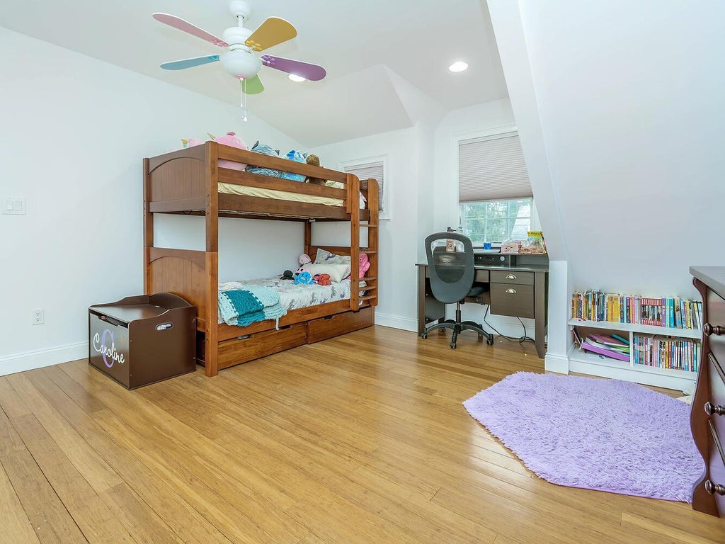 18 of 29 - 15 Laurel Avenue, Glen Cove, NY