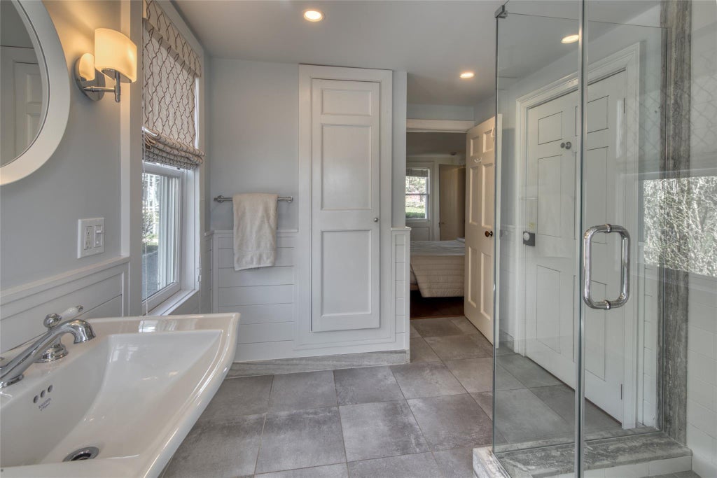 13 of 23 - 1620 Village Lane, Orient, NY