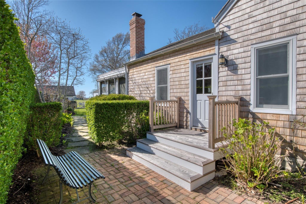 18 of 23 - 1620 Village Lane, Orient, NY