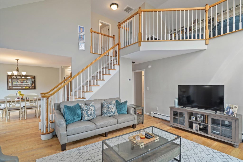 4 of 32 - 301 Cornwall Meadows, Patterson, NY