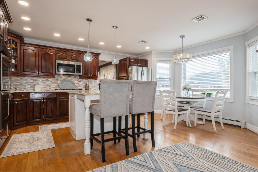 19 of 40 - 1312 Cayuga Avenue, North Bellmore, NY