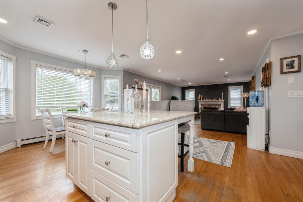 21 of 40 - 1312 Cayuga Avenue, North Bellmore, NY