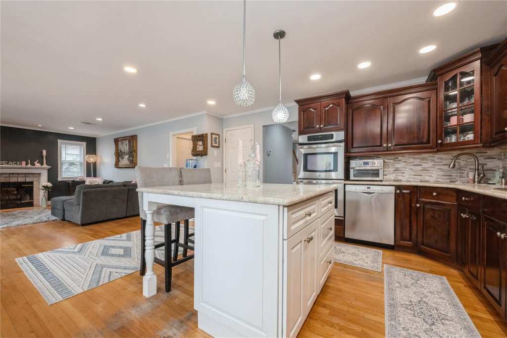 22 of 40 - 1312 Cayuga Avenue, North Bellmore, NY