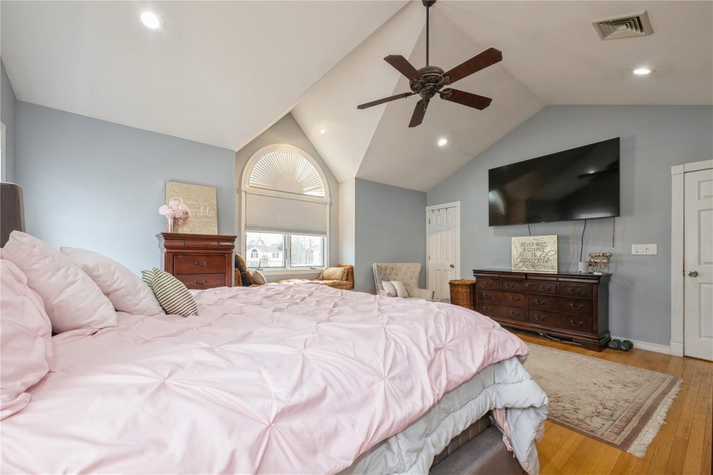 25 of 40 - 1312 Cayuga Avenue, North Bellmore, NY