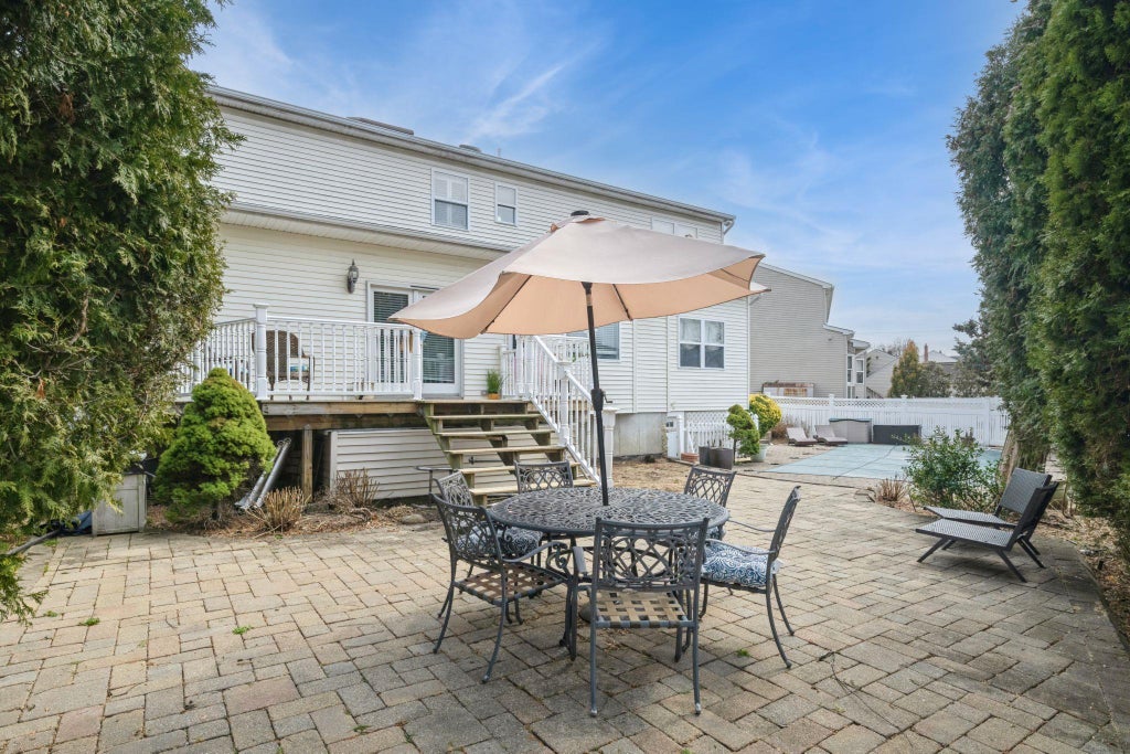36 of 40 - 1312 Cayuga Avenue, North Bellmore, NY