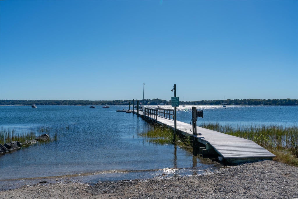 38 of 42 - 9 Oakwood Drive, Lloyd Harbor, NY