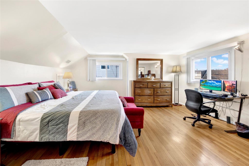 13 of 27 - 74 Heathcote Road, Yonkers, NY