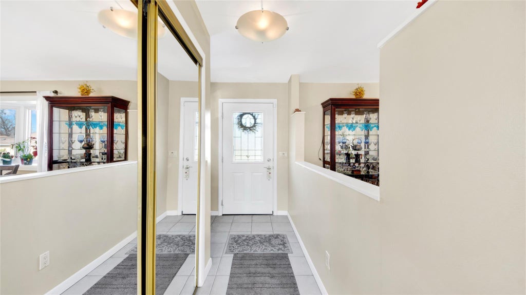 3 of 27 - 74 Heathcote Road, Yonkers, NY