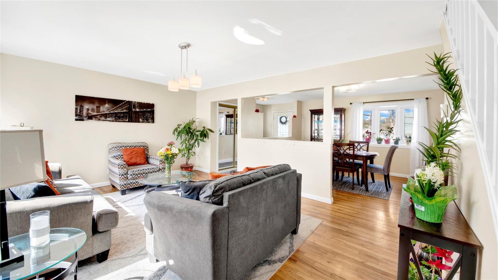 6 of 27 - 74 Heathcote Road, Yonkers, NY