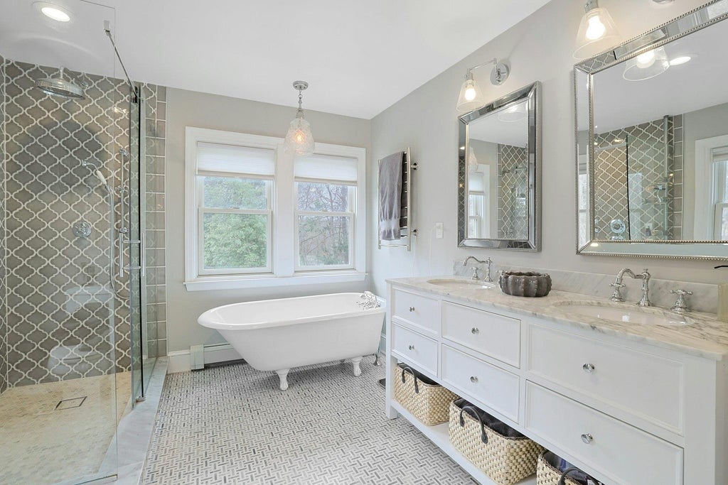 19 of 43 - 196 Pinesbridge Road, Ossining, NY