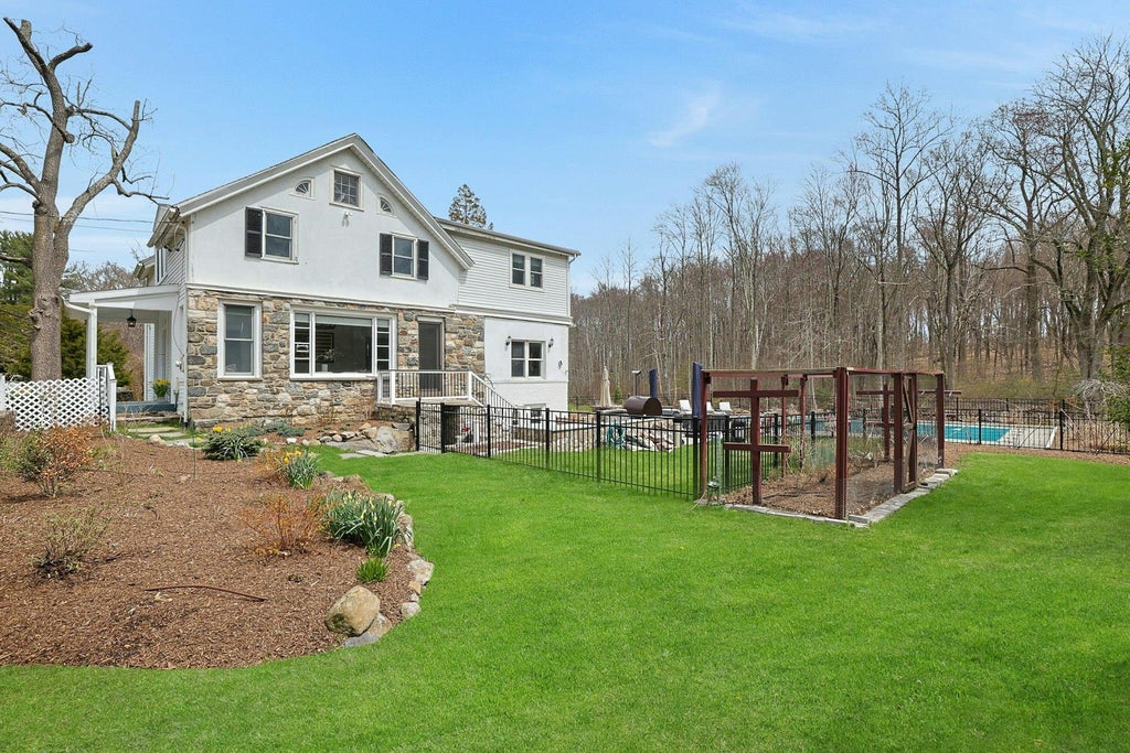 32 of 43 - 196 Pinesbridge Road, Ossining, NY