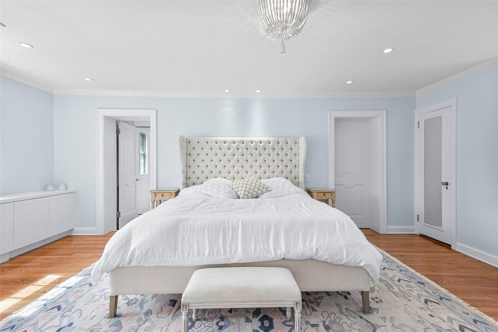 27 of 50 - 16 Locust Avenue, Larchmont, NY