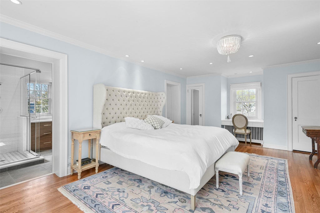 28 of 50 - 16 Locust Avenue, Larchmont, NY