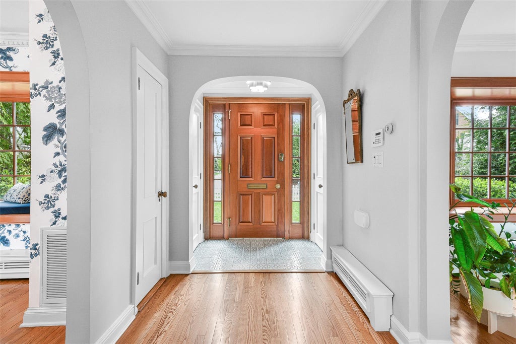 2 of 50 - 16 Locust Avenue, Larchmont, NY