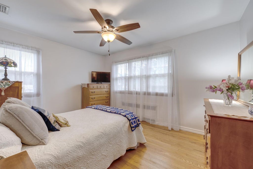 11 of 22 - 125 11th Avenue, Huntington Station, NY