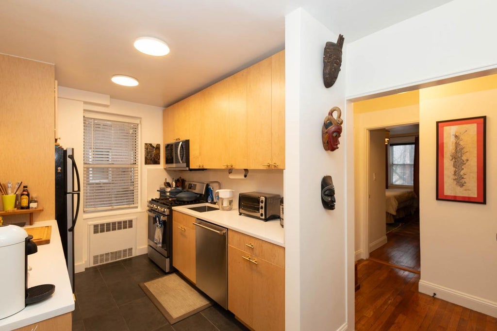 6 of 15 - 58 Dahill Road 3c, Brooklyn, NY