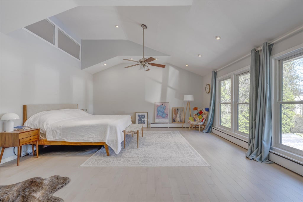 17 of 39 - 60 Juniper Lane, Muttontown, NY