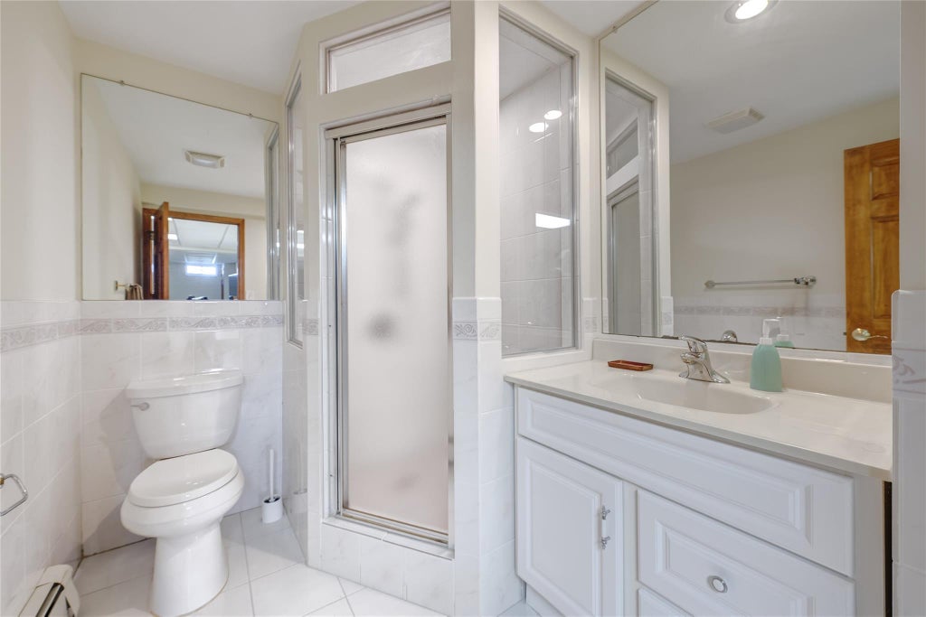 28 of 39 - 60 Juniper Lane, Muttontown, NY