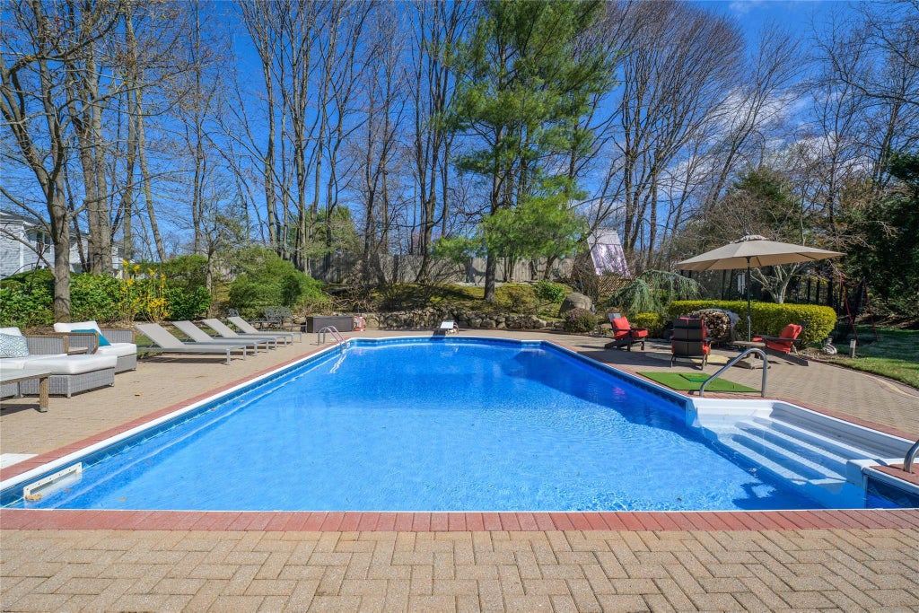 30 of 39 - 60 Juniper Lane, Muttontown, NY