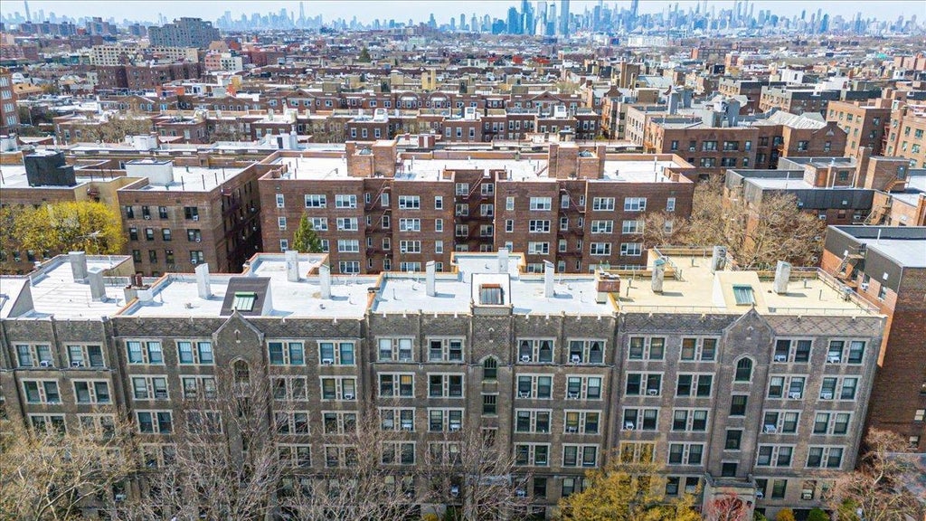 19 of 22 - 35-16 80th St. # 41, Jackson Heights, NY
