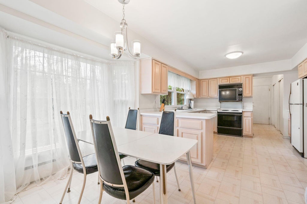 12 of 31 - 130 Turtle Cove Lane, Huntington, NY