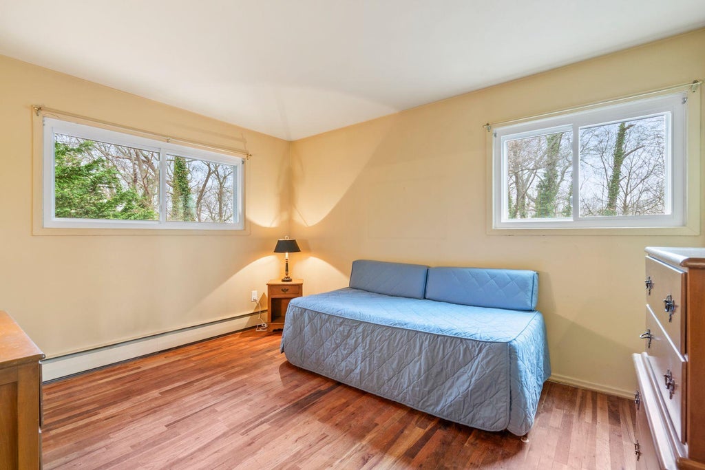 24 of 31 - 130 Turtle Cove Lane, Huntington, NY