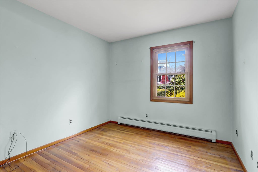 16 of 29 - 3 Sheridan Lane, Sea Cliff, NY