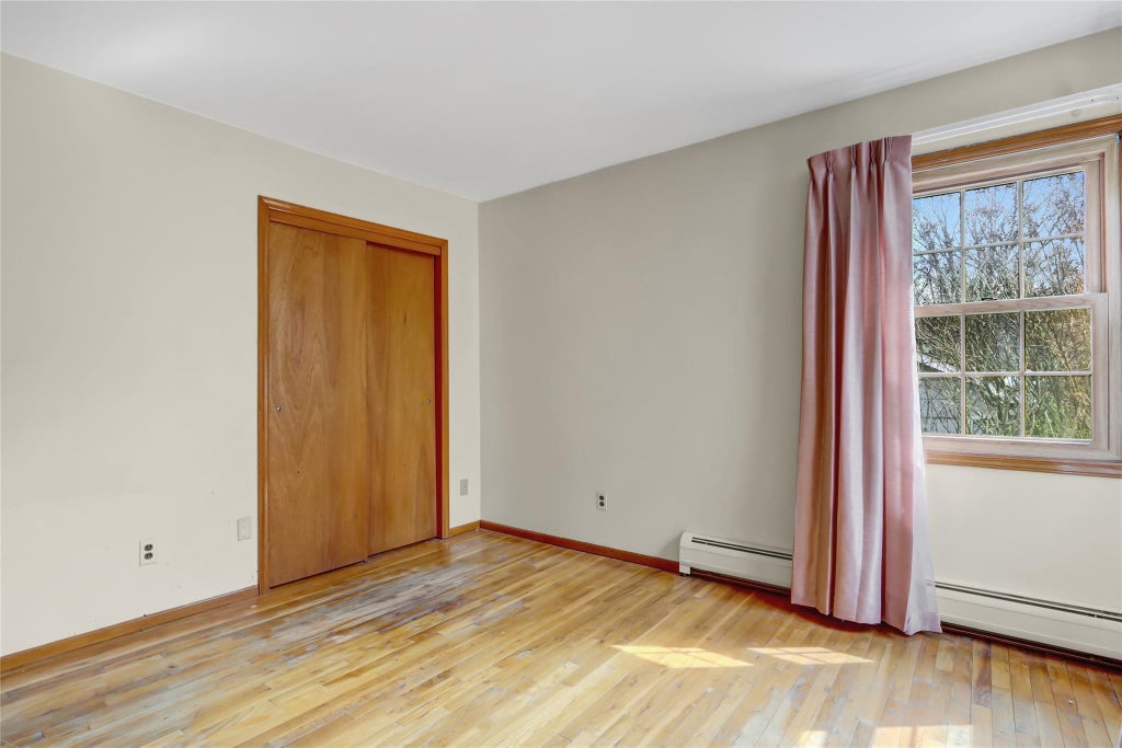 19 of 29 - 3 Sheridan Lane, Sea Cliff, NY
