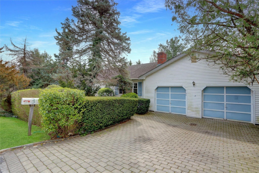 7 of 29 - 3 Sheridan Lane, Sea Cliff, NY