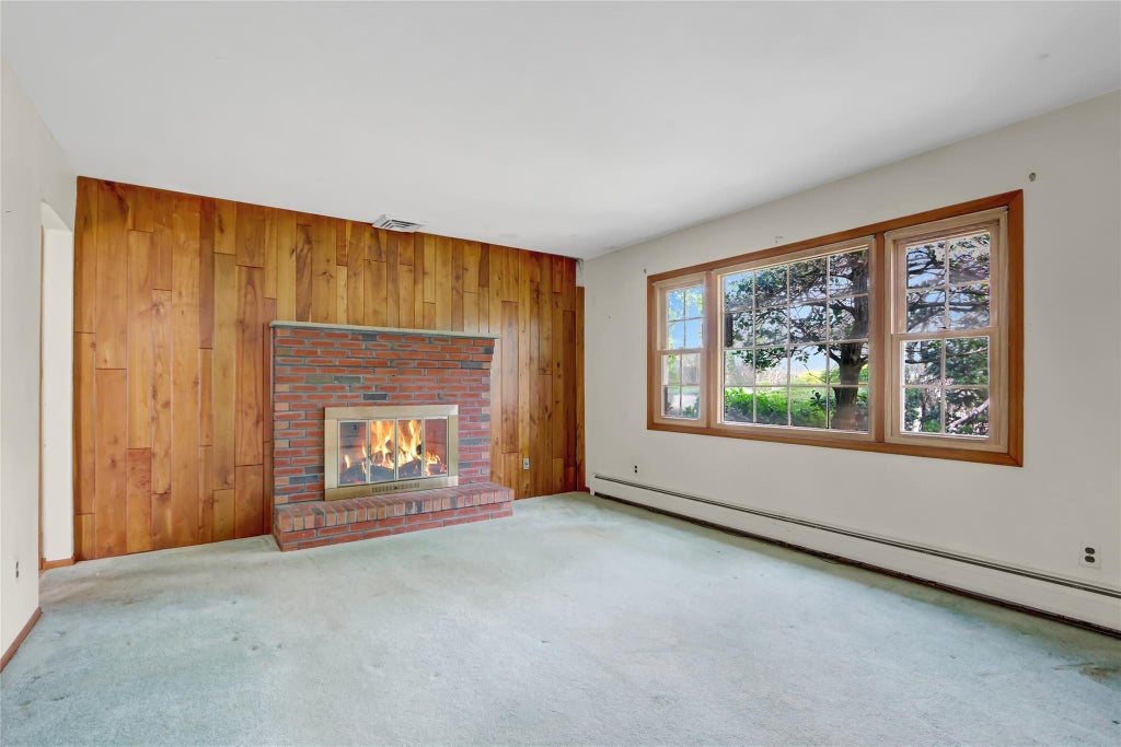 8 of 29 - 3 Sheridan Lane, Sea Cliff, NY
