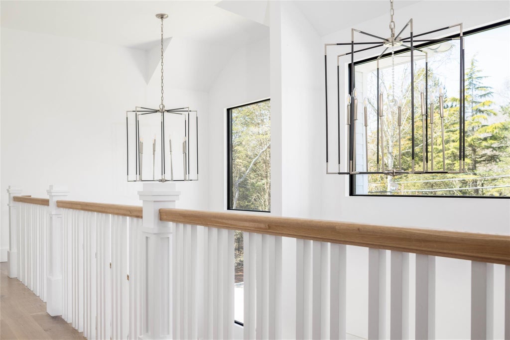 23 of 30 - 4 Dogwood Drive, East Hampton, NY