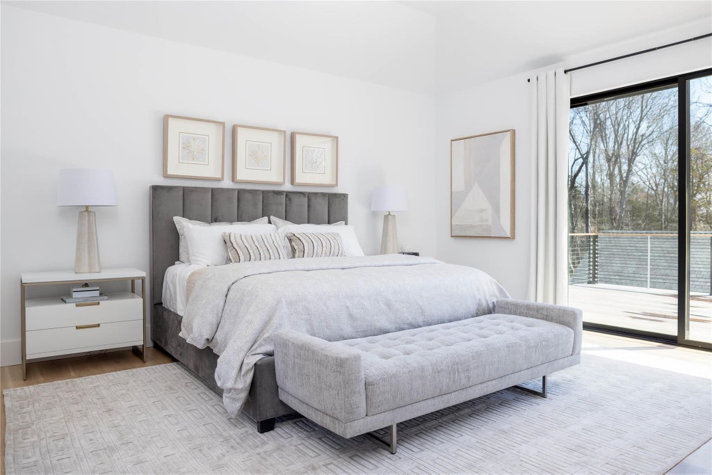 25 of 30 - 4 Dogwood Drive, East Hampton, NY