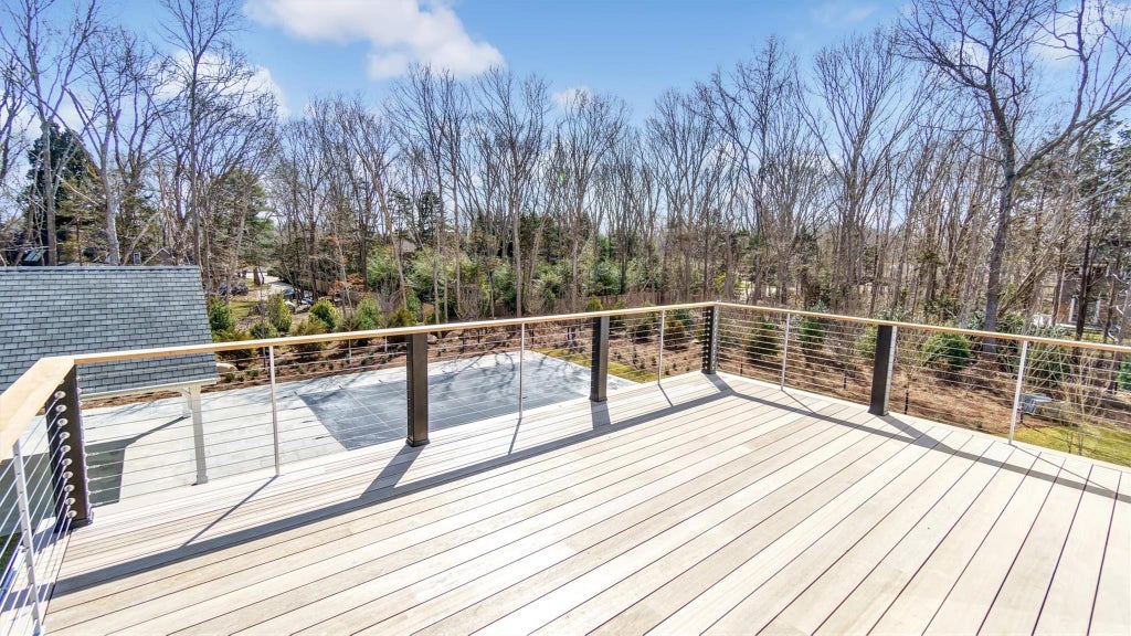 28 of 30 - 4 Dogwood Drive, East Hampton, NY